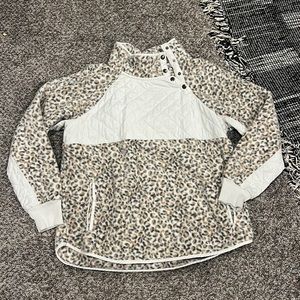 Abercrombie and fitch pull over